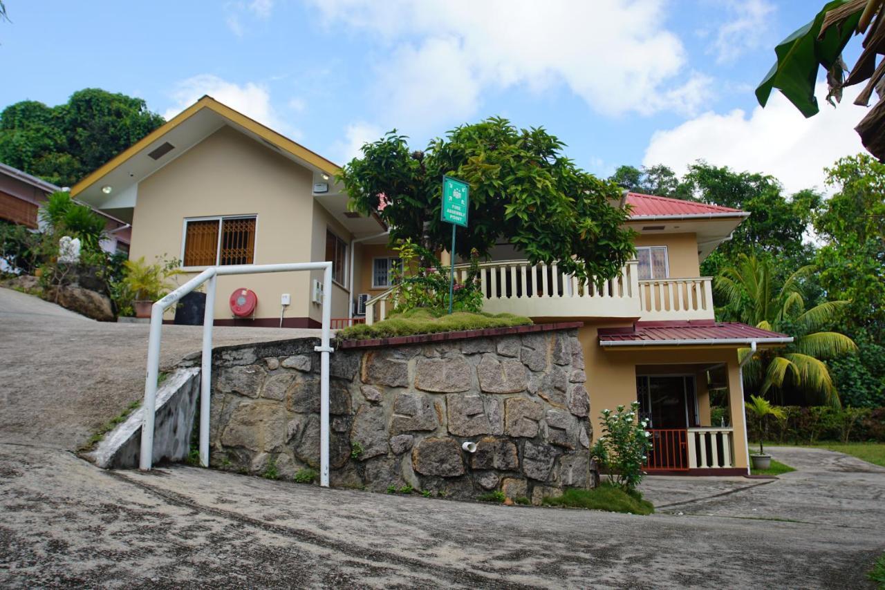 Zeph Self Catering Διαμέρισμα Baie Lazare  Εξωτερικό φωτογραφία