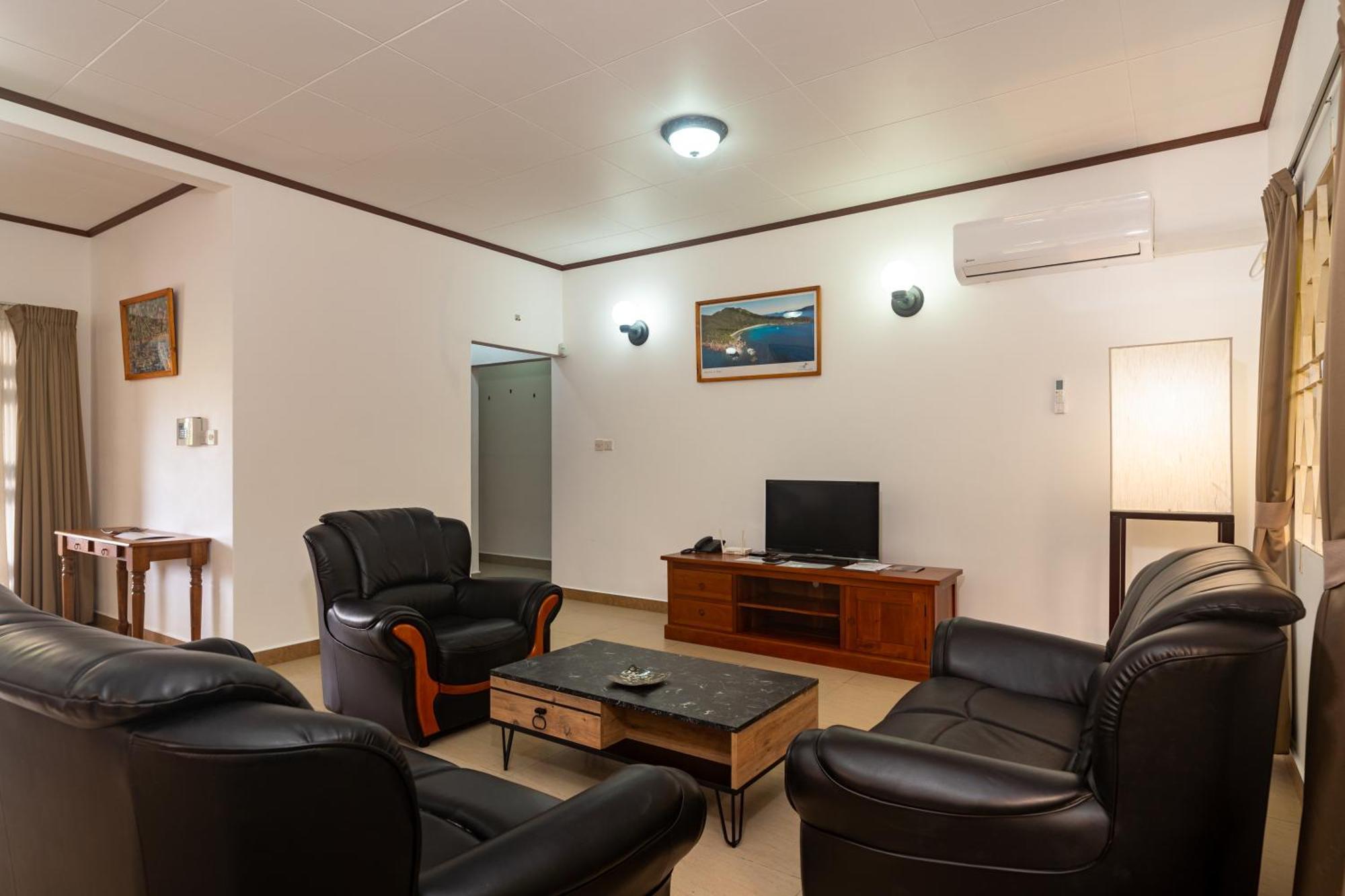 Zeph Self Catering Διαμέρισμα Baie Lazare  Εξωτερικό φωτογραφία