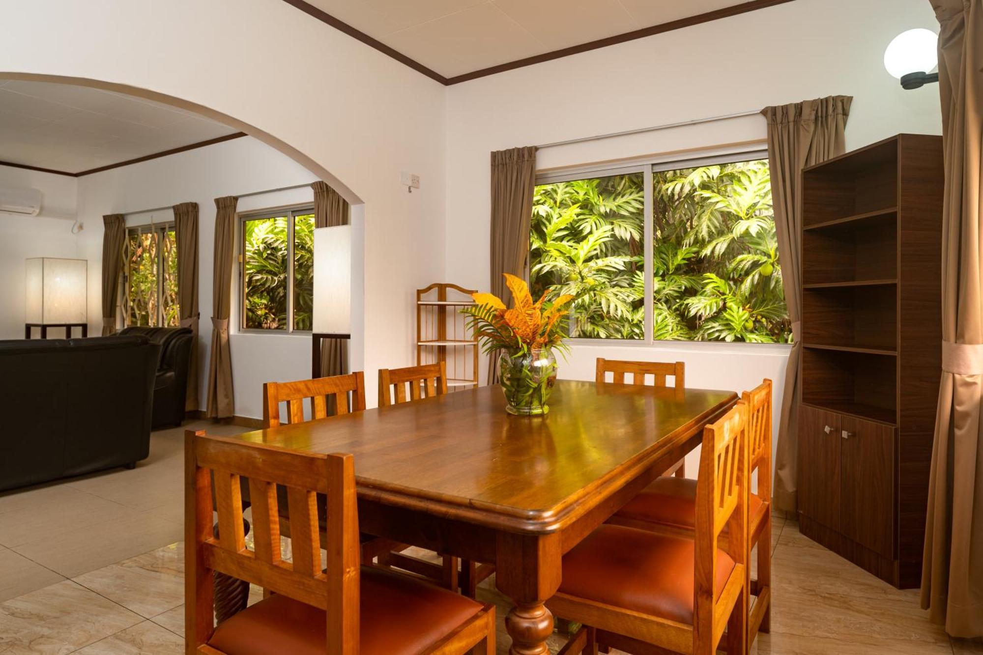 Zeph Self Catering Διαμέρισμα Baie Lazare  Εξωτερικό φωτογραφία