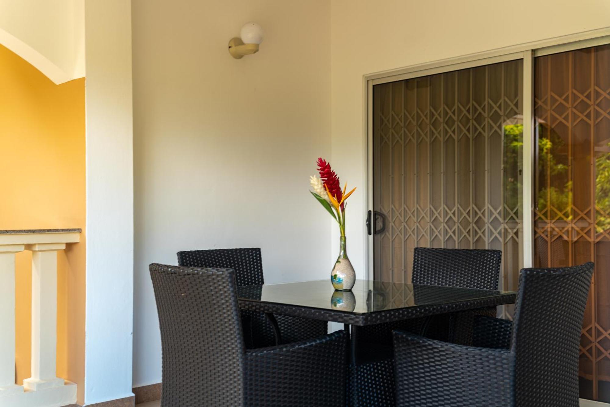 Zeph Self Catering Διαμέρισμα Baie Lazare  Εξωτερικό φωτογραφία