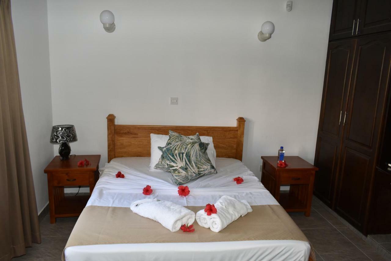 Zeph Self Catering Διαμέρισμα Baie Lazare  Εξωτερικό φωτογραφία